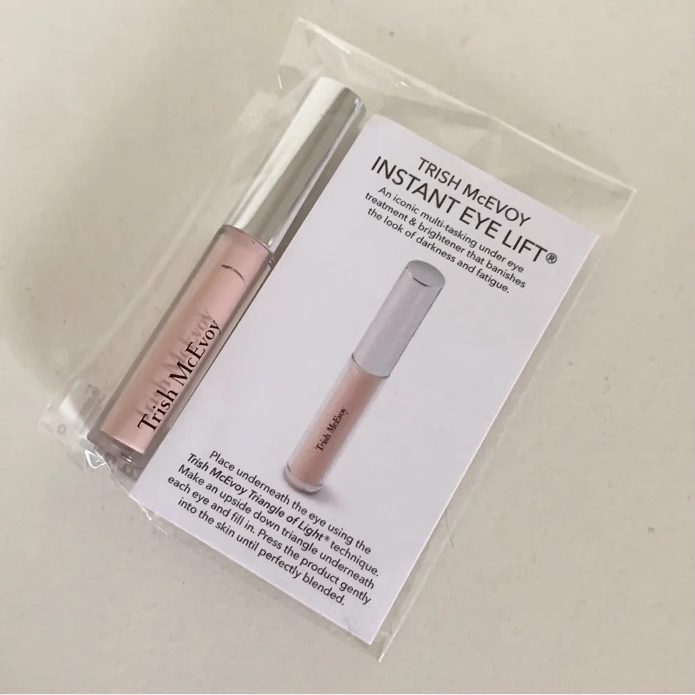 Trish McEvoy Instant Eye Lift treatment concealer